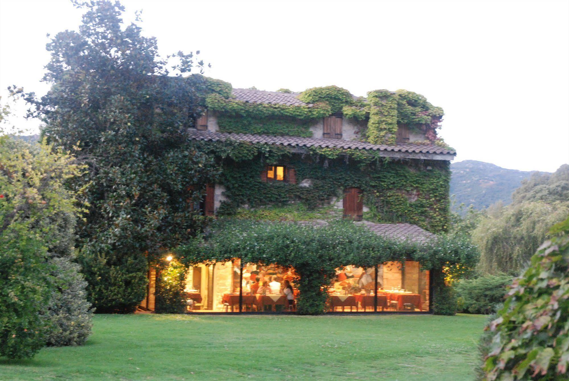 L'Agnata Di De Andre Boutique Hotel Tempio Pausania Kültér fotó