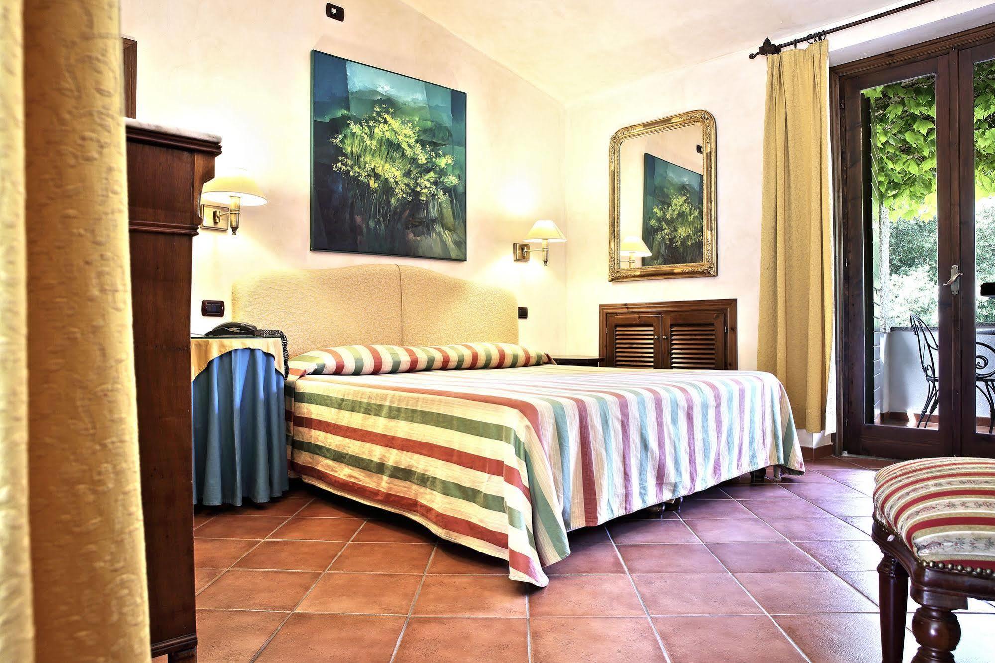 L'Agnata Di De Andre Boutique Hotel Tempio Pausania Kültér fotó