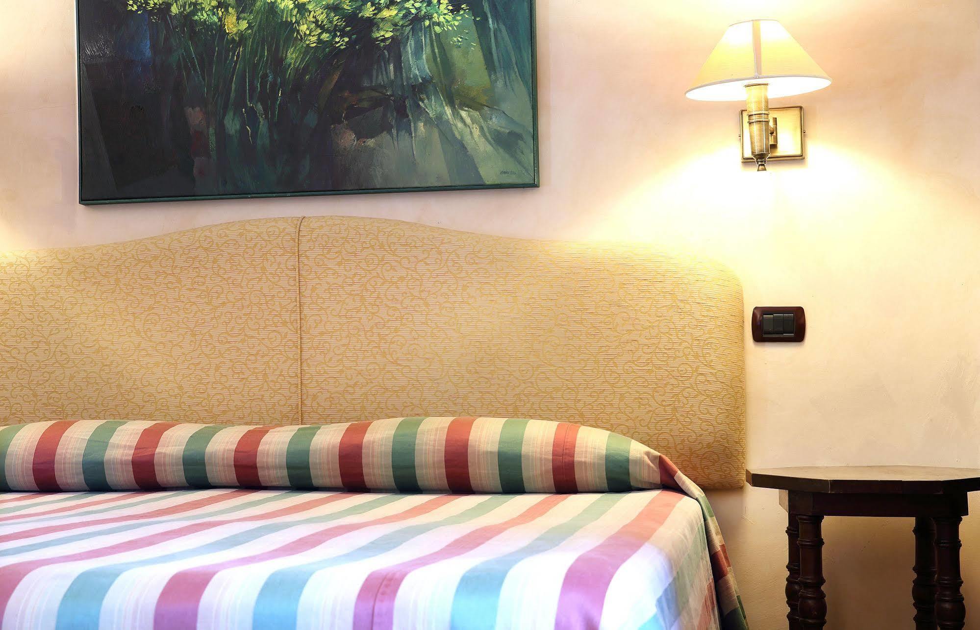 L'Agnata Di De Andre Boutique Hotel Tempio Pausania Kültér fotó