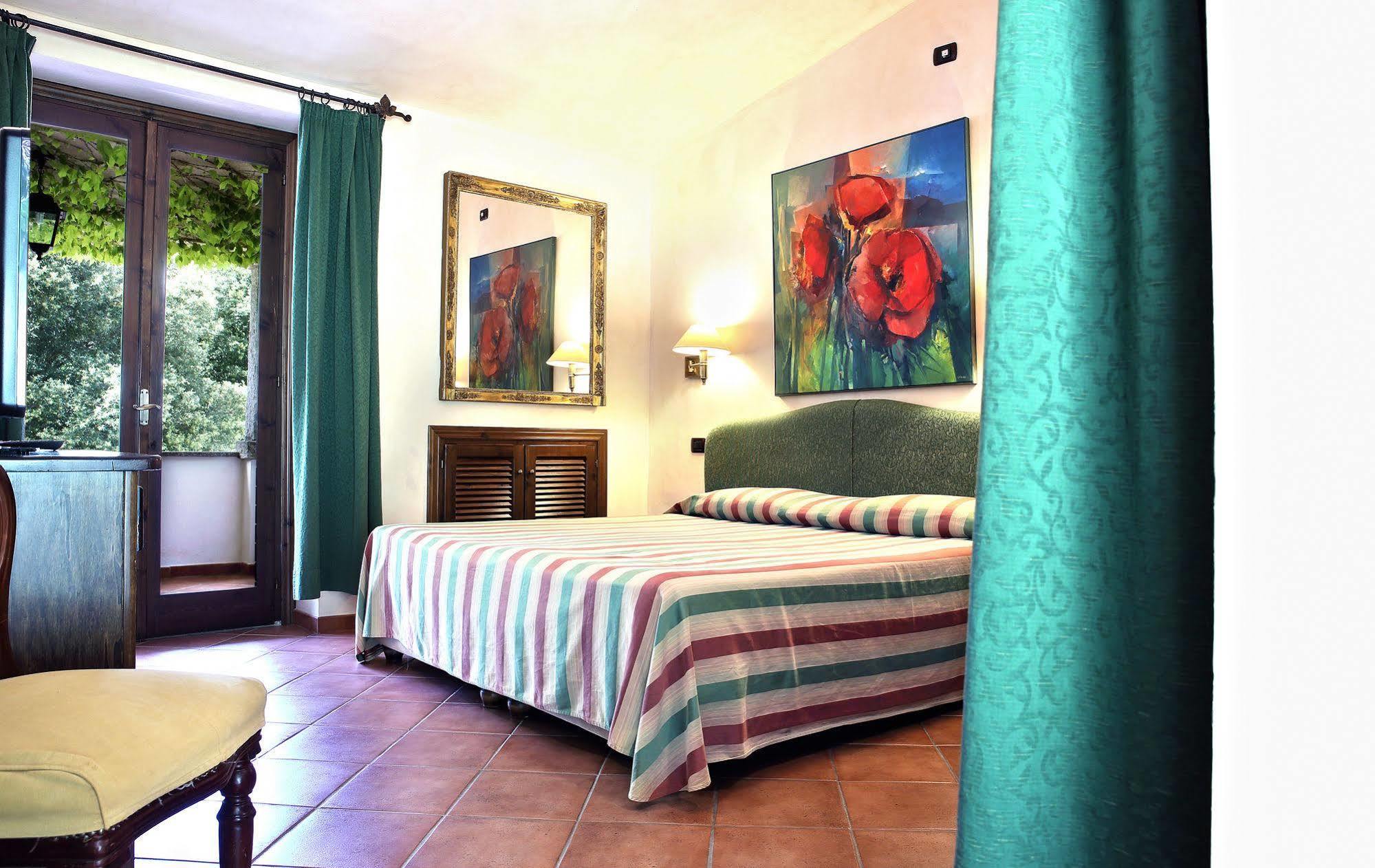 L'Agnata Di De Andre Boutique Hotel Tempio Pausania Kültér fotó